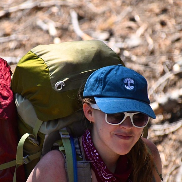 Meet your Posher, Camille - Picture 2 of 3